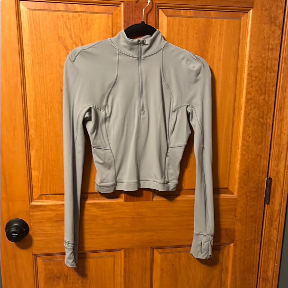 Women's Gray Long Sleeve Top